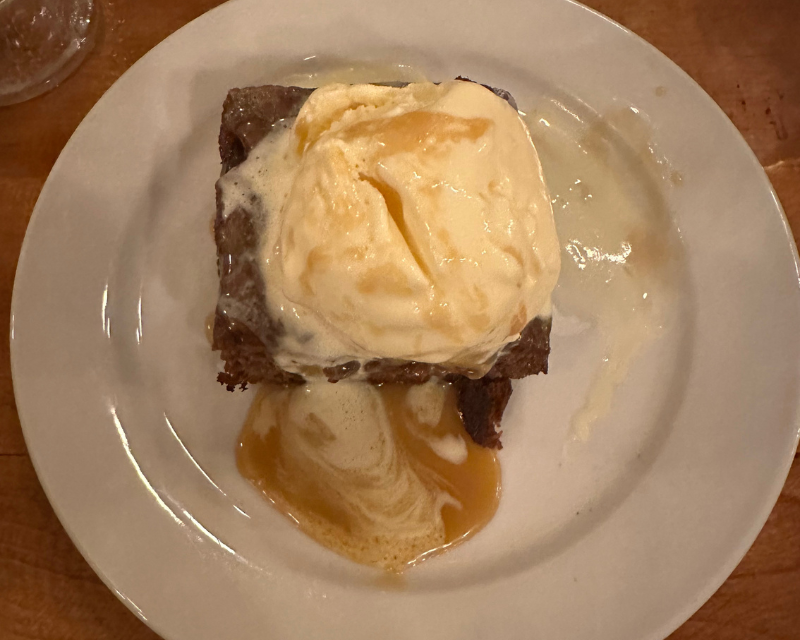 Fionn MacCool’s Irish Pub & Restaurant